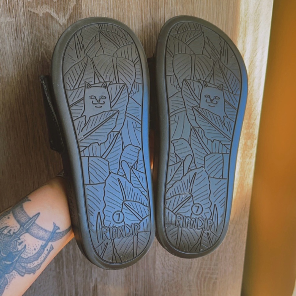 🔥𝚁𝚒𝚙𝚗𝚍𝚒𝚙 𝚜𝚕𝚒𝚍𝚎𝚜😼 - Picture 4 of 5